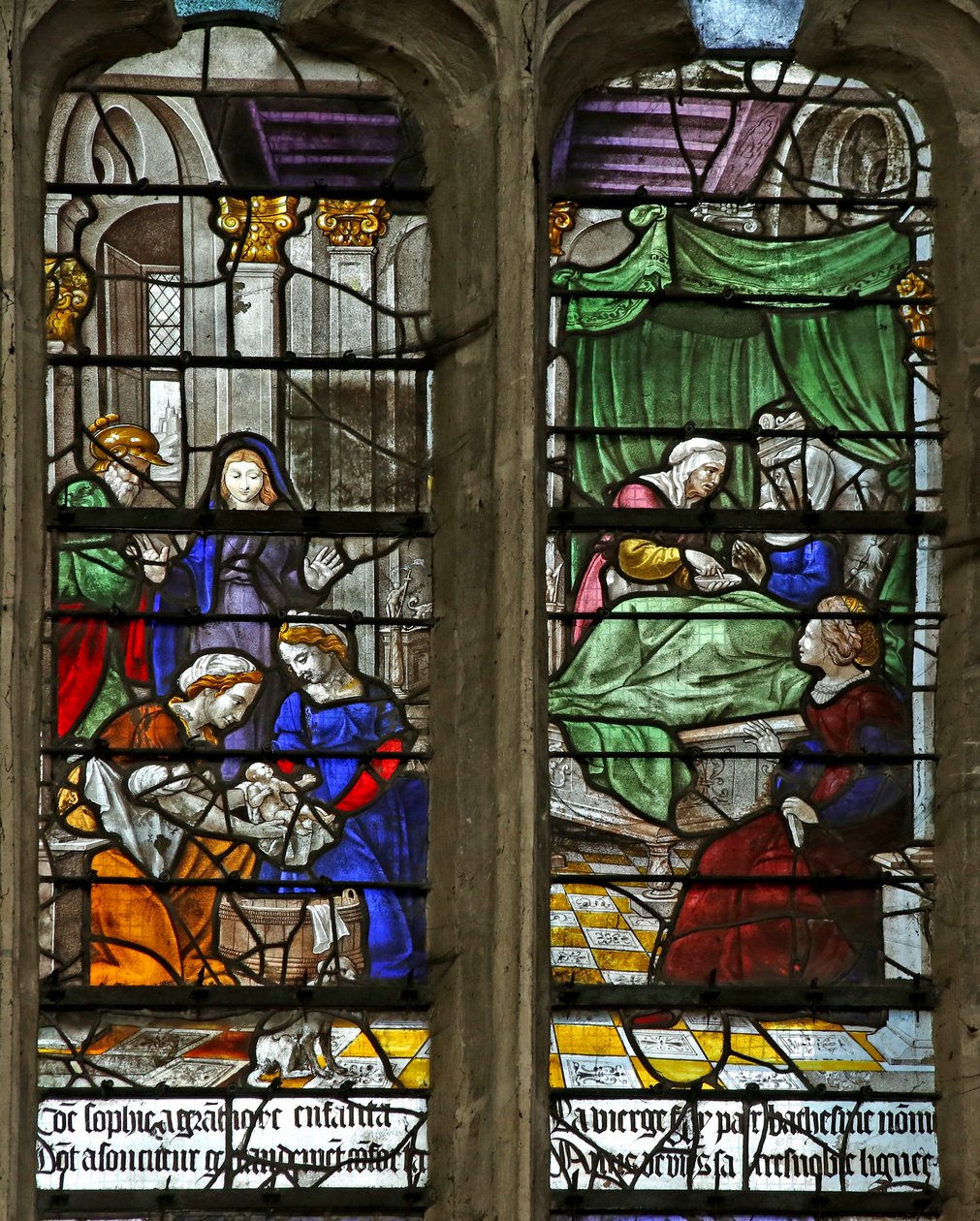 Fenêtre w5 représentant la Naissance de Sainte Foy - French School
