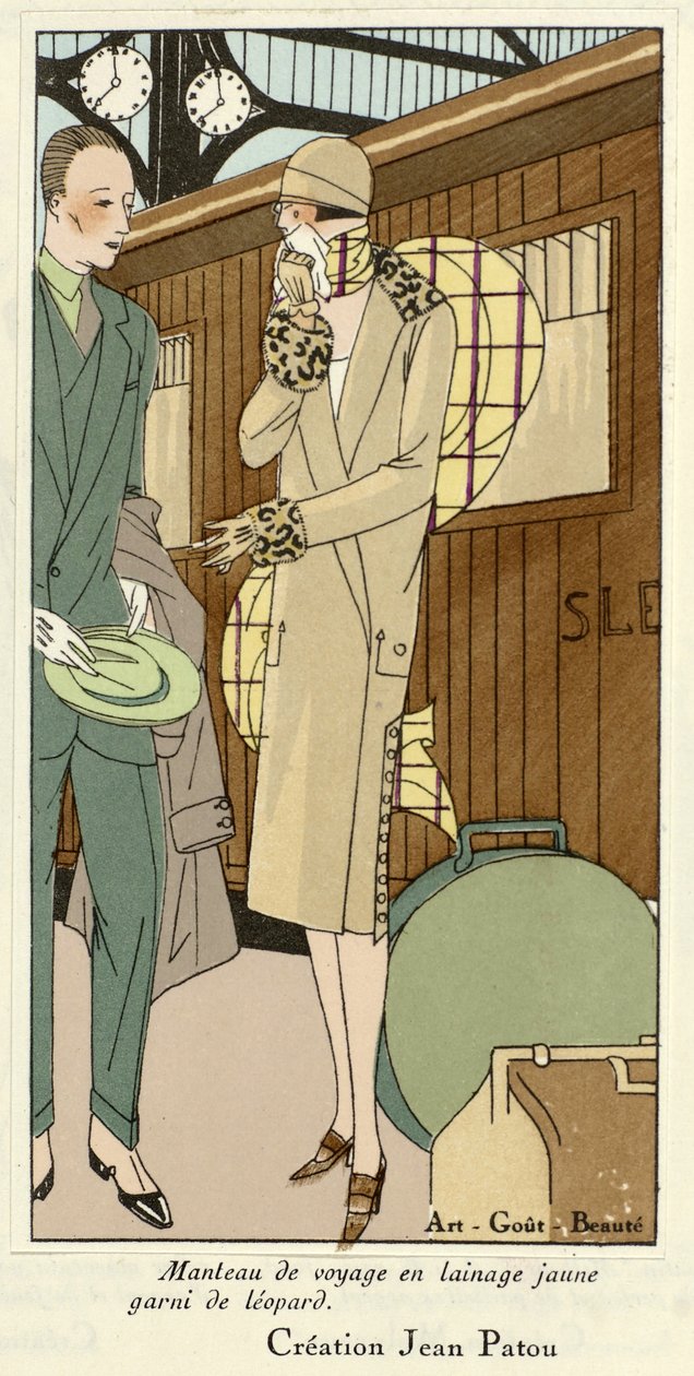 Manteau de voyage en laine jaune avec bordure léopard, de Art-Gout-Beaute, pub.1920