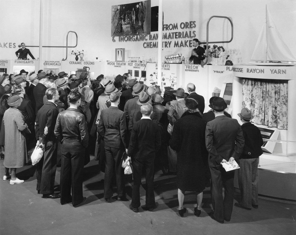 Démonstrations de produits, Exposition universelle de New York, 1939 - Gabriel Moulin