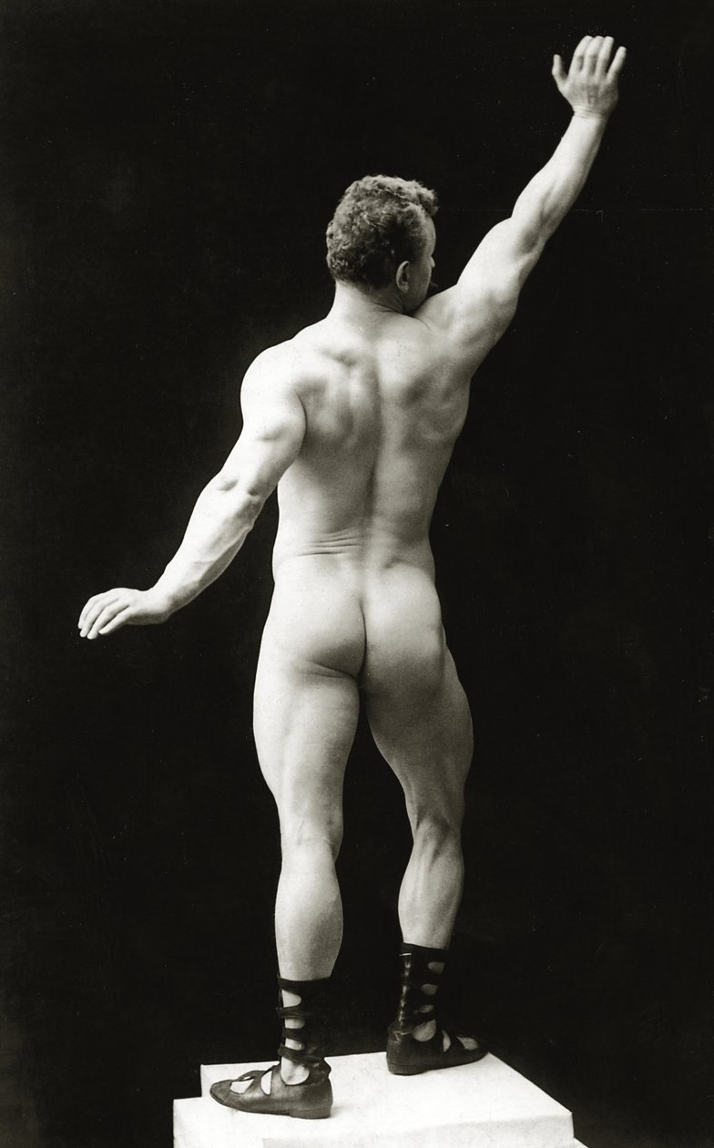 Eugen Sandow, en pose gréco-romaine classique, vers 1894 - George Steckel
