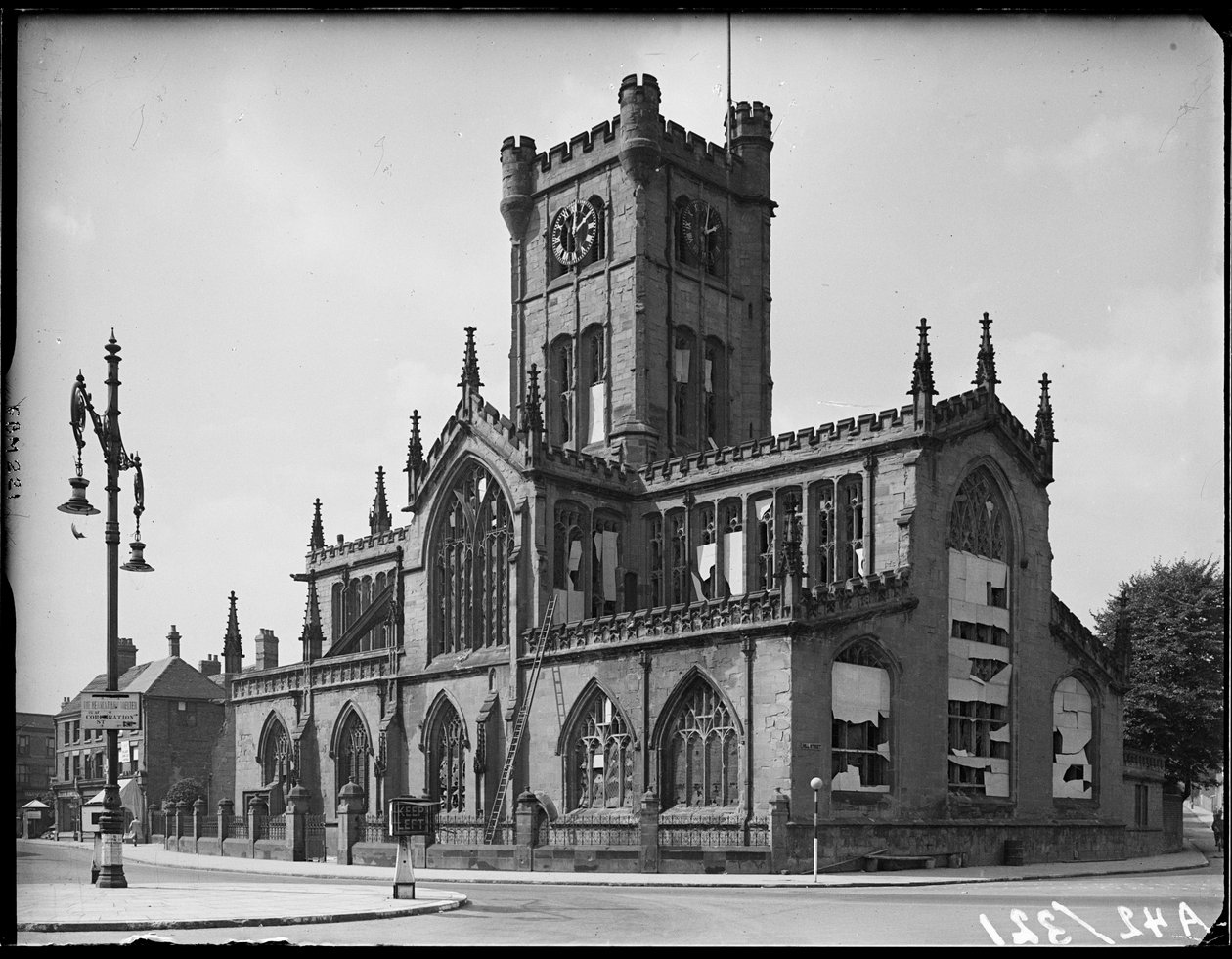 Église Saint-Jean-Baptiste, Fleet Street, Bablake, Coventry, 1941 - George Bernard Mason