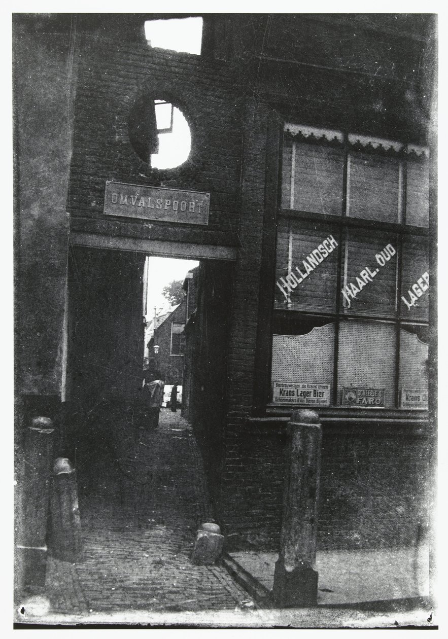 Vue à travers la porte Omval à Haarlem - George Hendrik Breitner