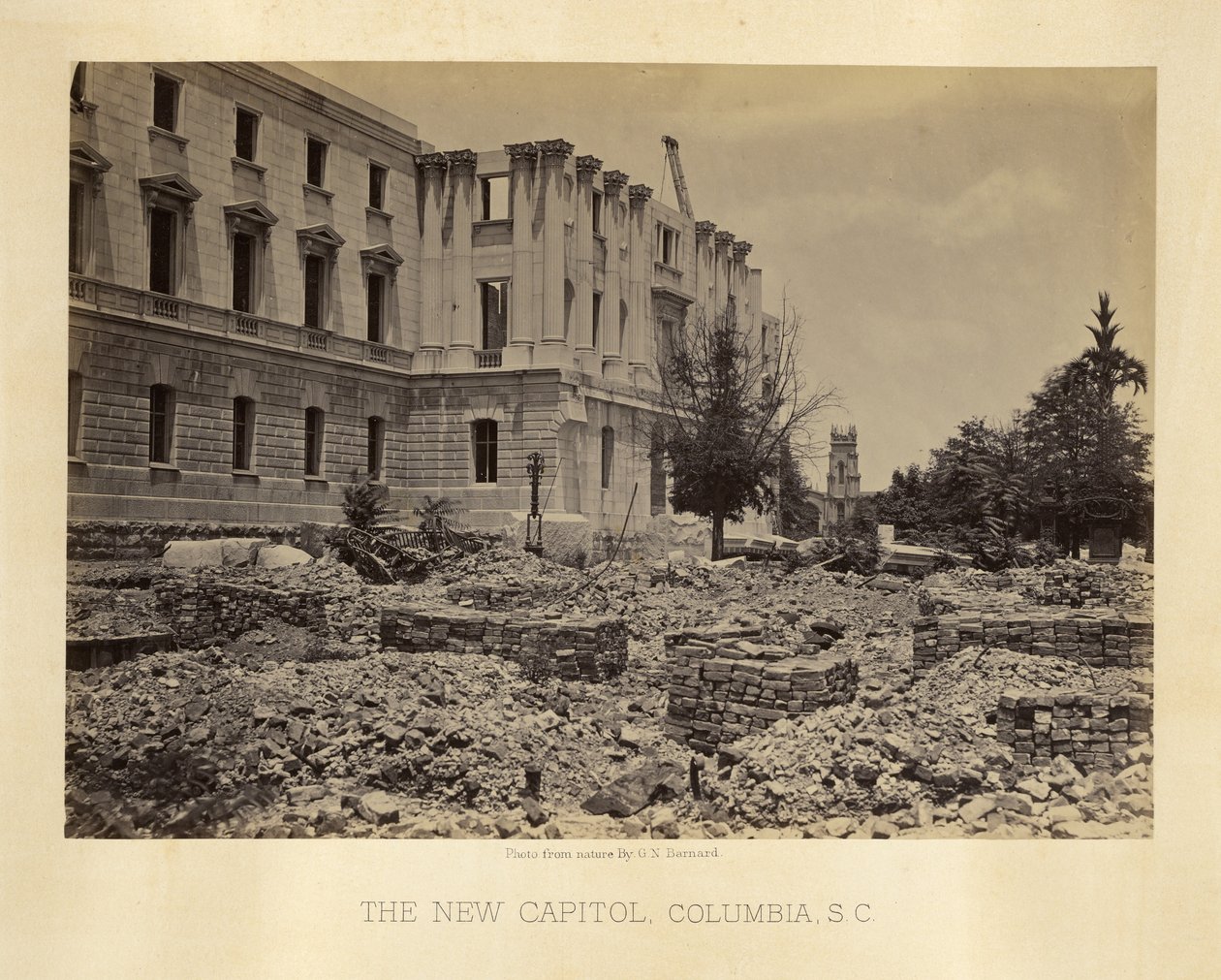 Le nouveau Capitole, Columbia, Caroline du Sud - George N. Barnard
