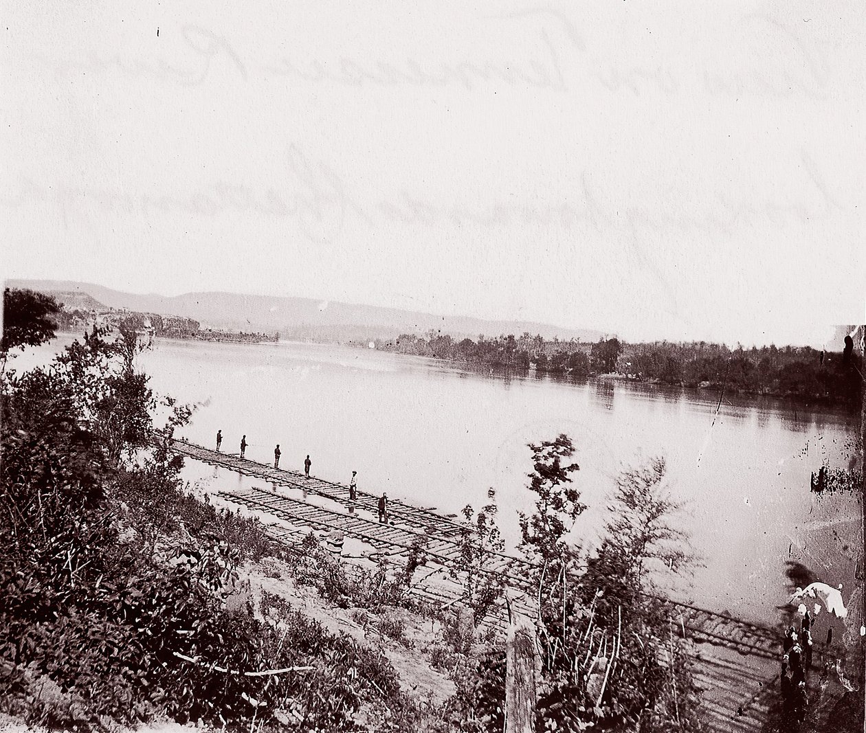 Vue sur la rivière Tennessee en direction de Chattanooga, vers 1864 - George N. Barnard