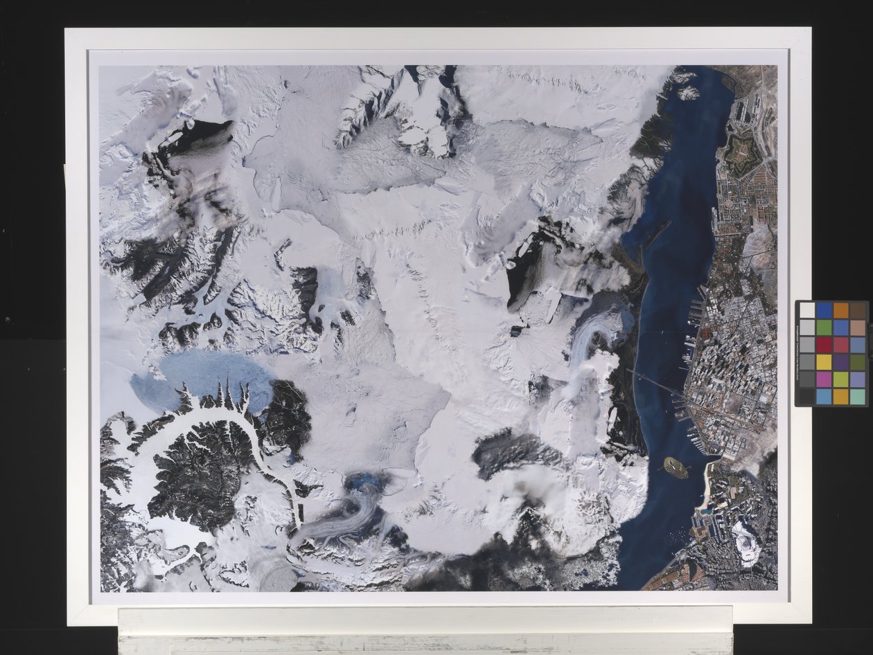 San Sri Copenkikiqaqaafallindasiscobuslanderzefoxporeberinlankmeccalibertyartic Strait Glacier - George Thompson Hobbs
