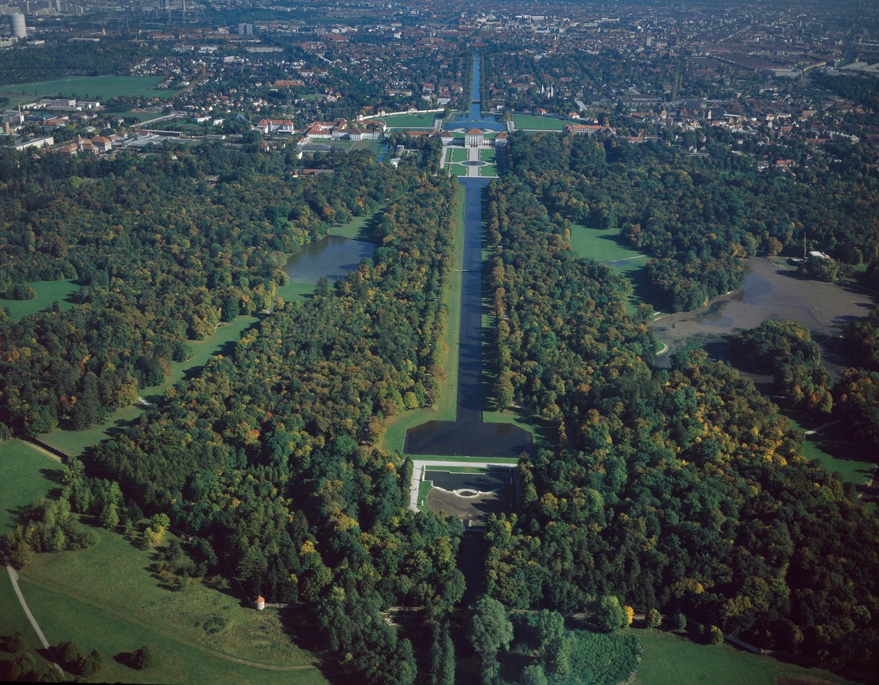 Art baroque : vue aérienne du parc de Nymphenburg - German School