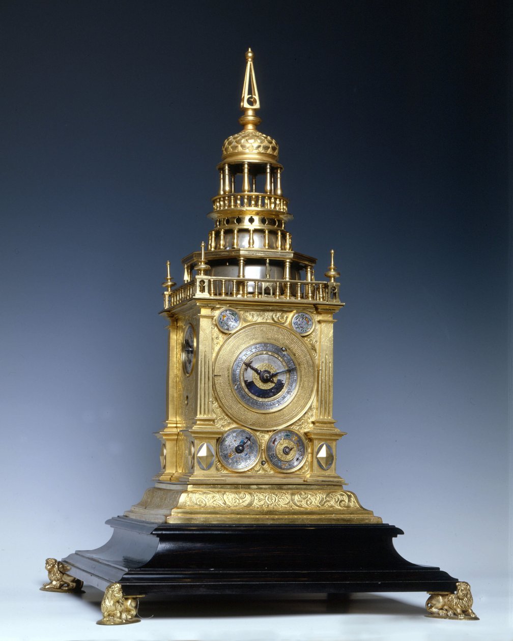 Horloge console de la fin du 16ème siècle fabriquée à Augsbourg. - German School