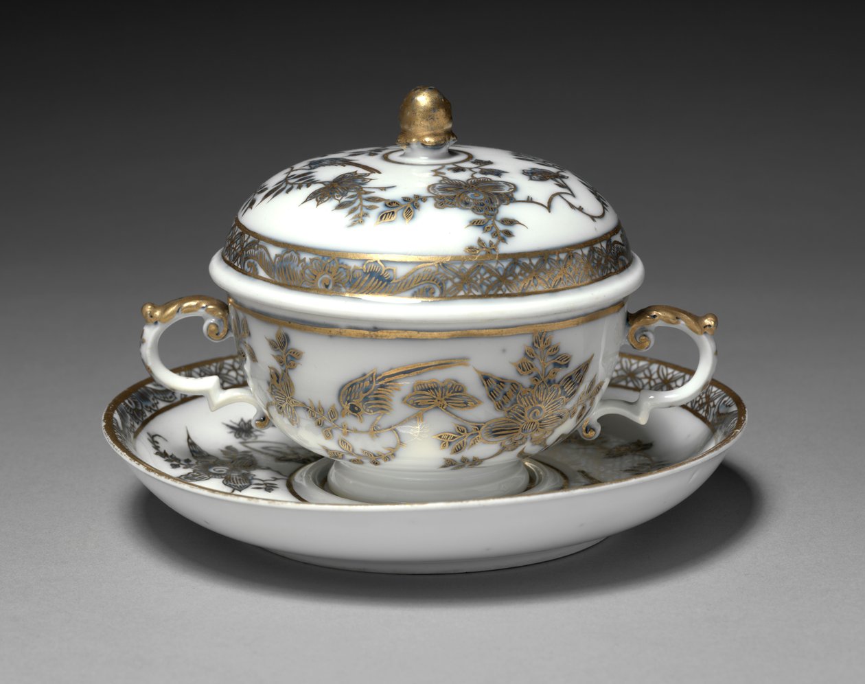 Bol couvert et plat, manufacture Meissen Porcelain Factory, Allemagne, 1730-1740 - German School