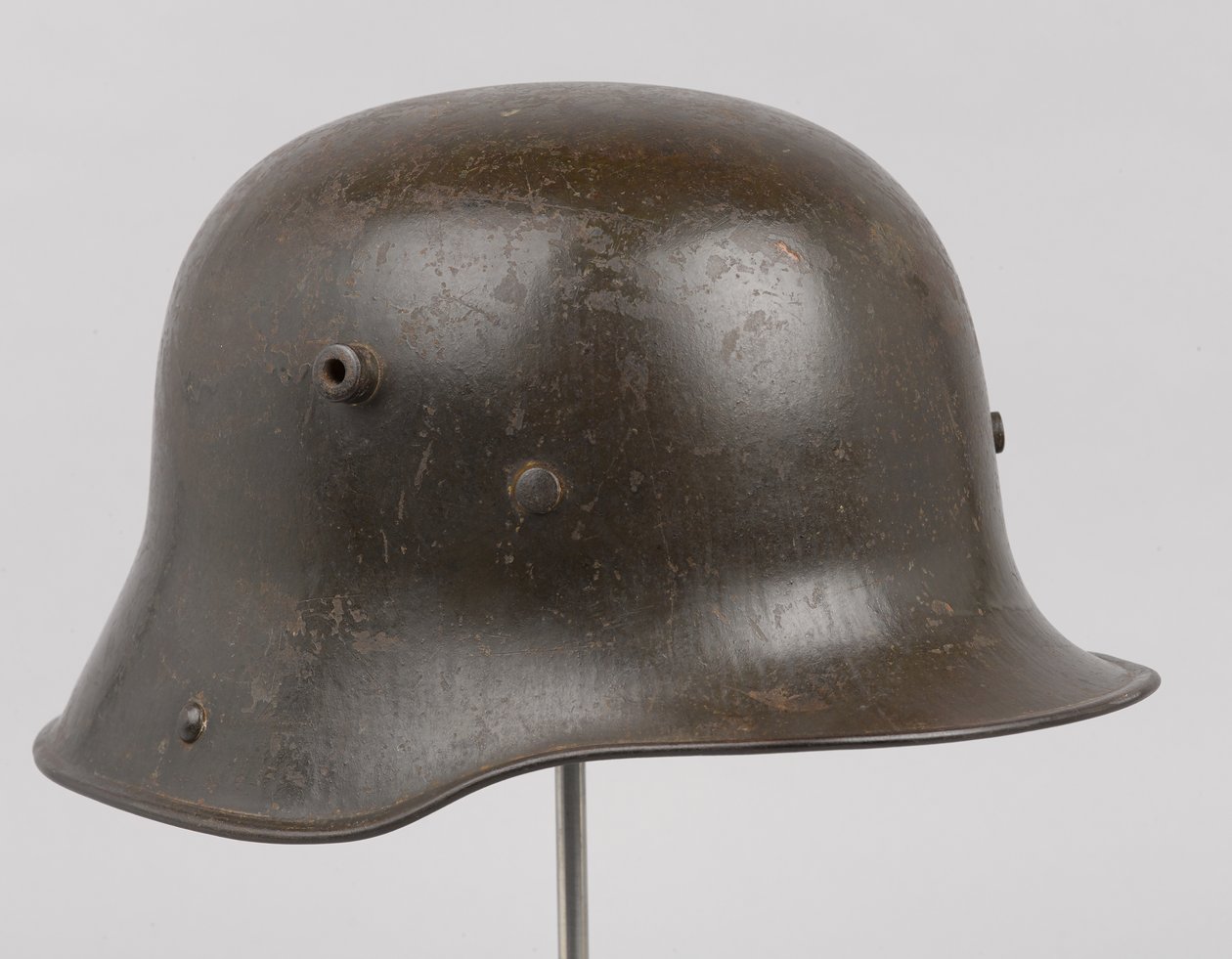 Casque en acier allemand ou Stahlhelm, vers 1916 - German School