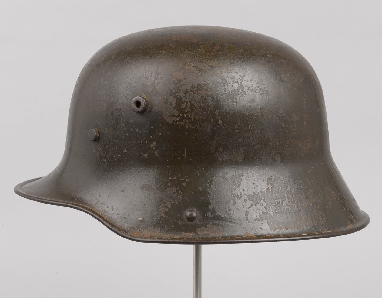 Casque en acier allemand ou Stahlhelm, vers 1916 - German School