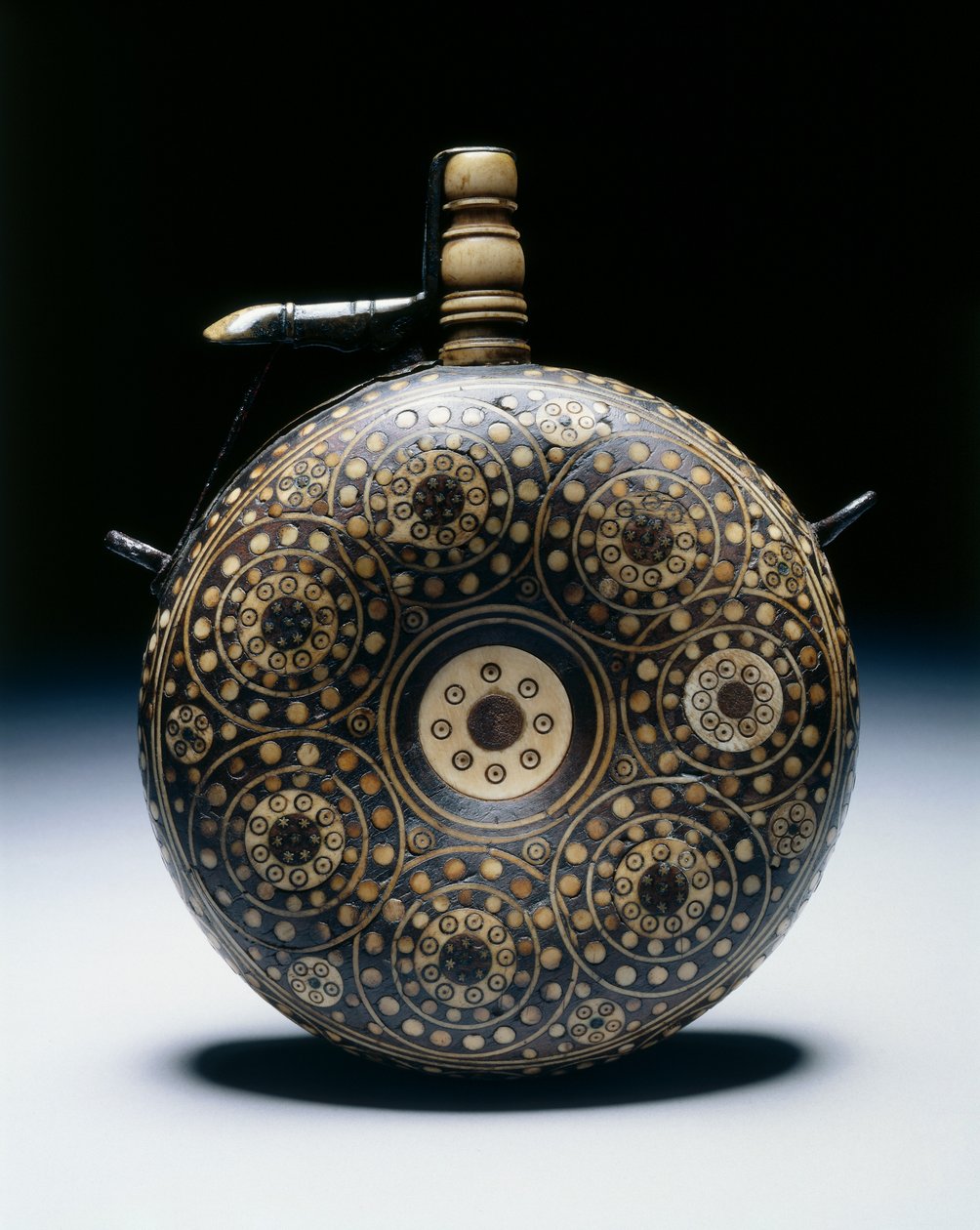 Flasque à poudre, vers 1620-50 - German School