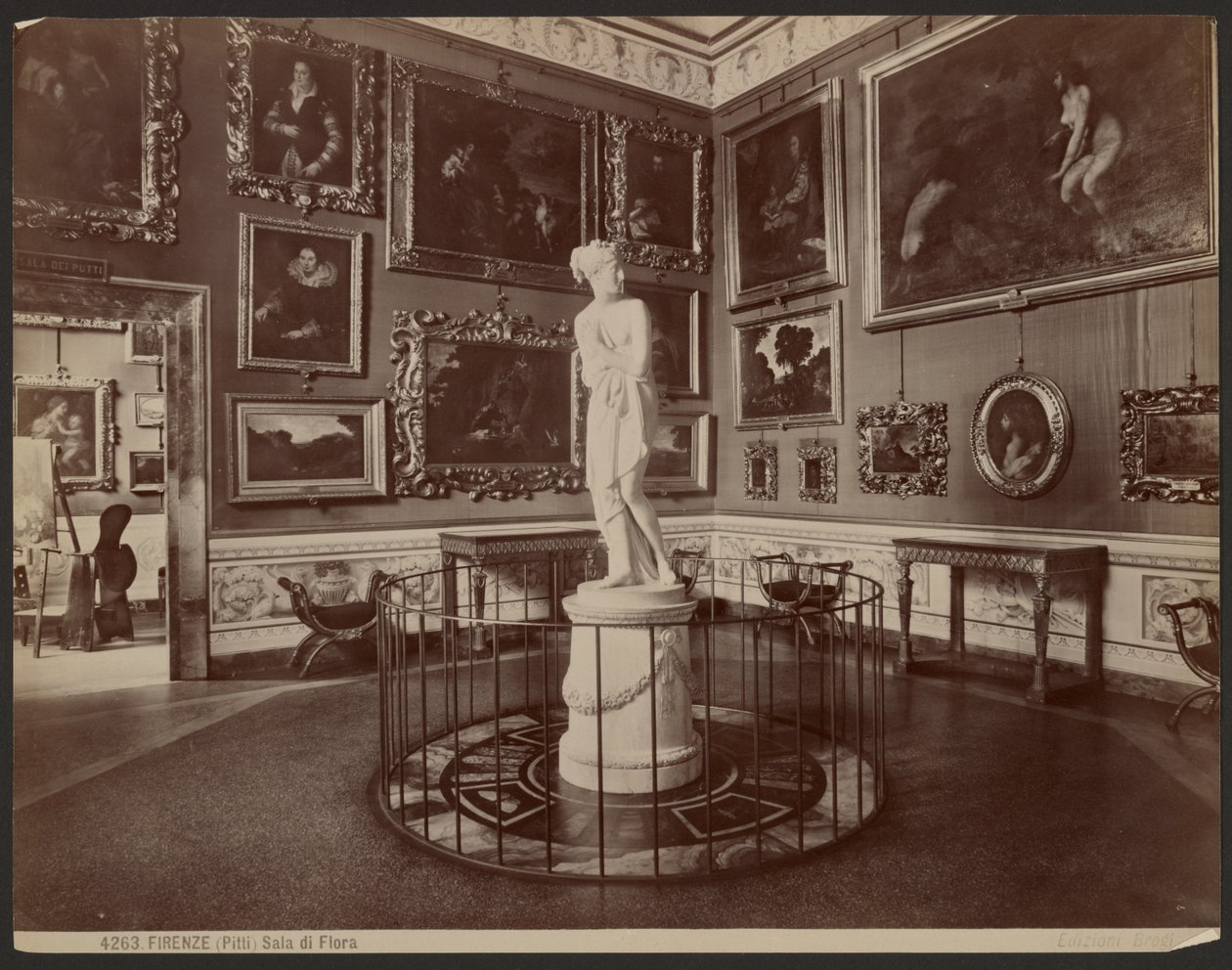Florence, Pitti, Salle Flora - Giacomo Brogi