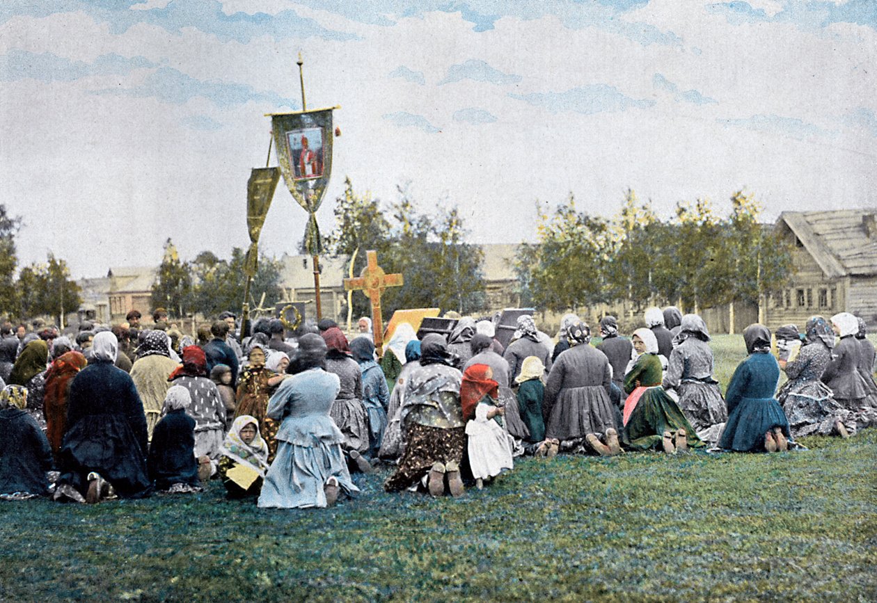 Une procession religieuse dans un village, Russie, vers 1890 - Gillot