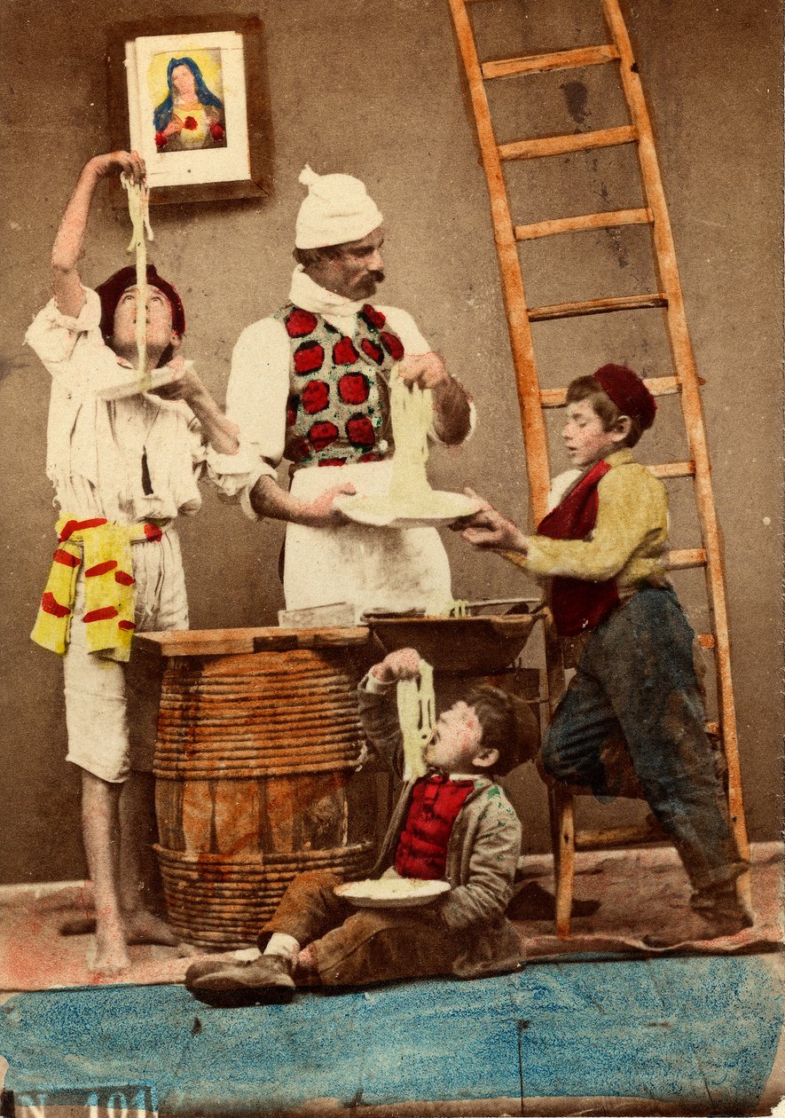 Enfants mangeant des spaghettis avec les mains, Naples, vers 1865 - Giorgio Conrad
