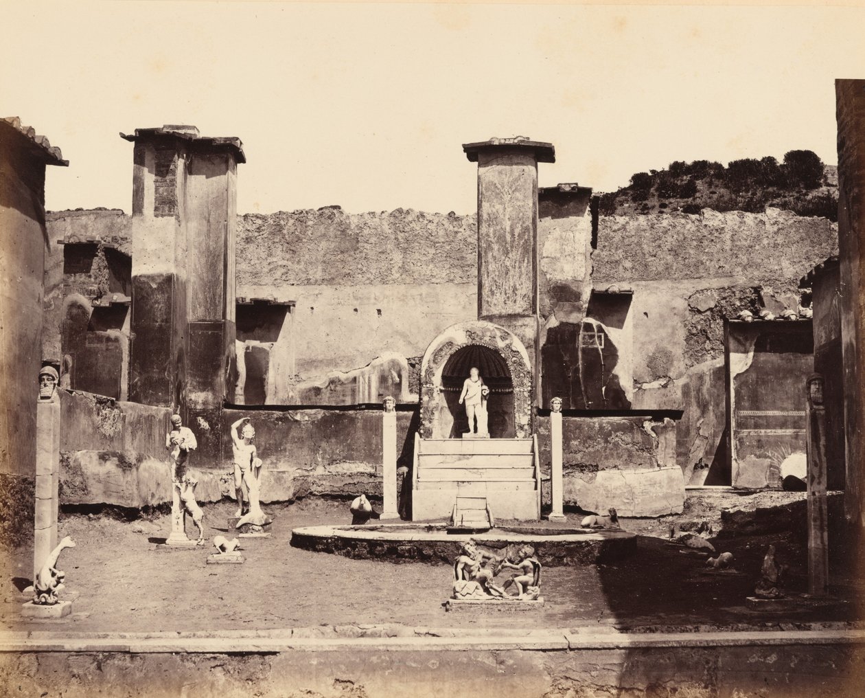 Maison de Marcus Lucretius, Pompéi, vers 1870 (photo) - Giorgio Sommer