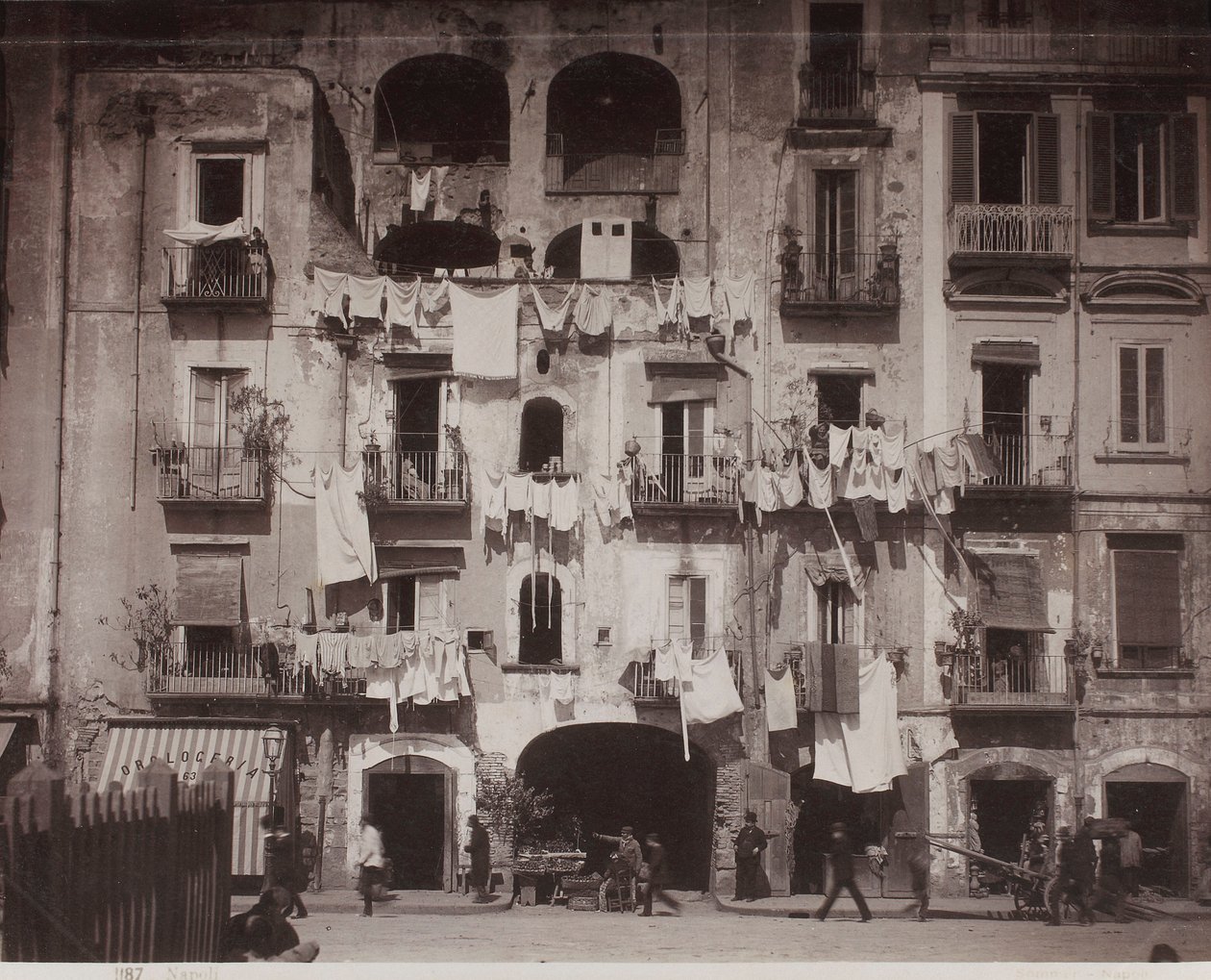 « Napoli » - Immeuble d