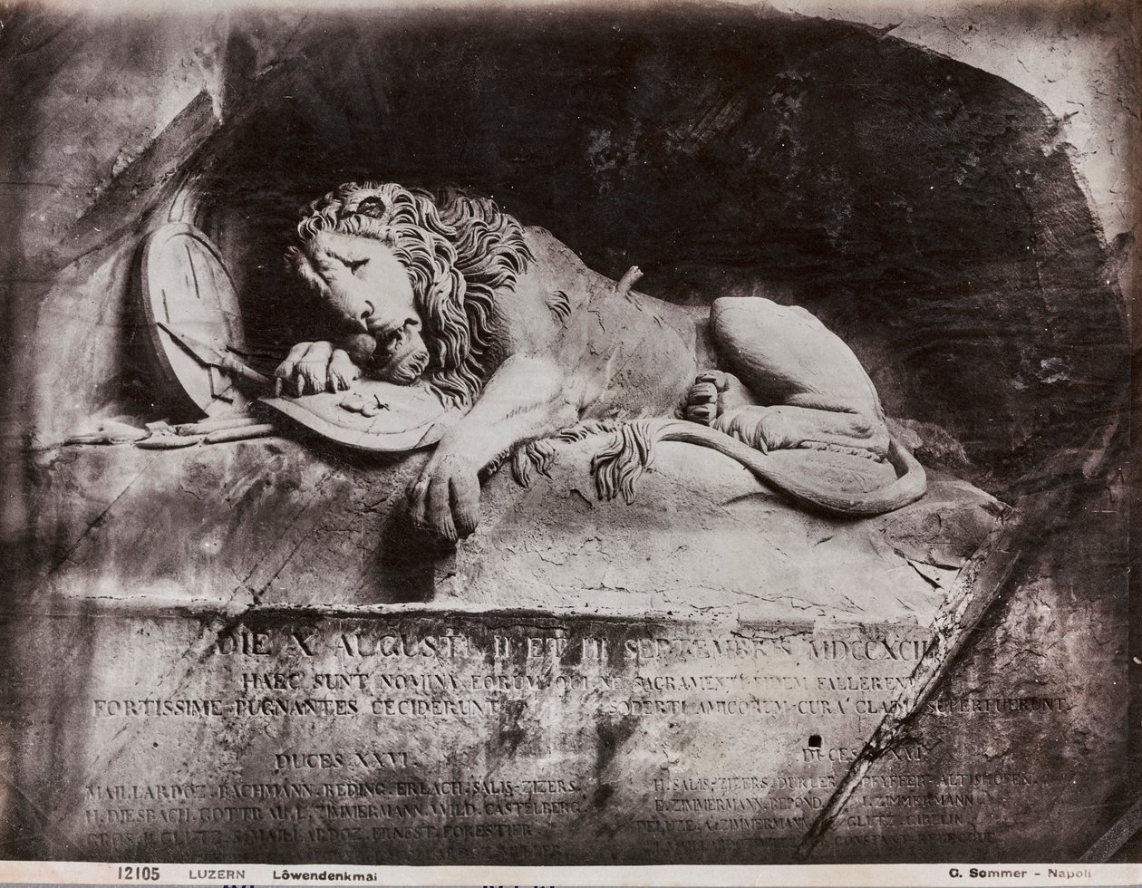 Monument sculpté d