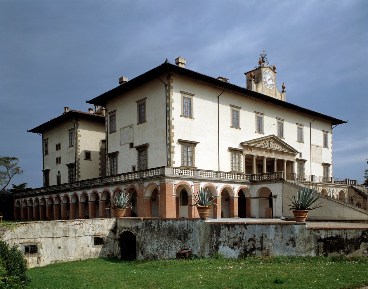 Façade de la Villa Medicea de Poggio a Caiano - vers 1480-1485 - Giuliano Giamberti da Sangallo