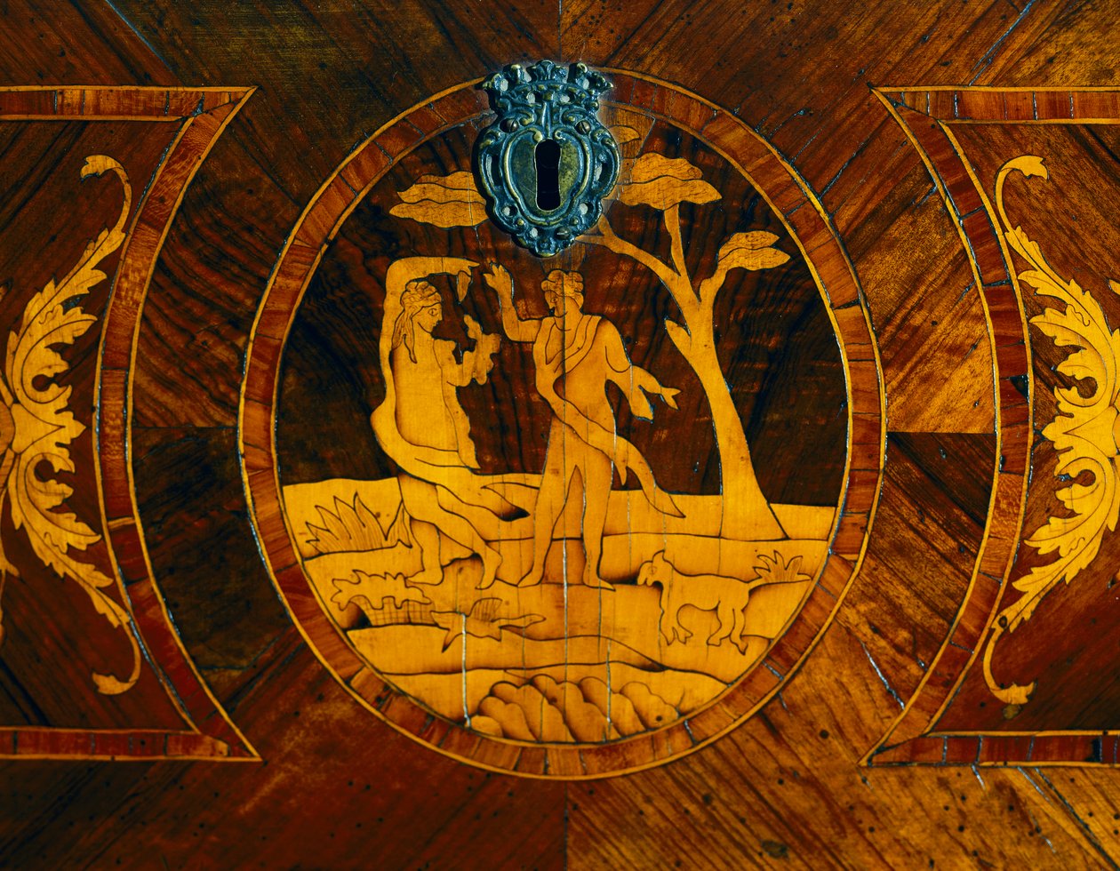 Incrustation avec figures, détail d