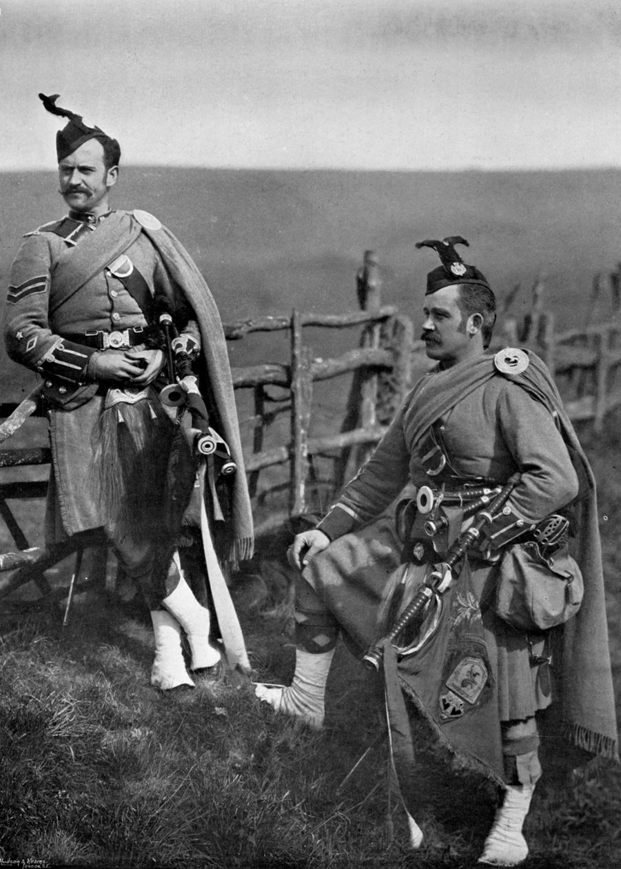 Pipe-Major Reith et Corporal-Piper Reith des London Scottish, 1896 - Gregory and Co