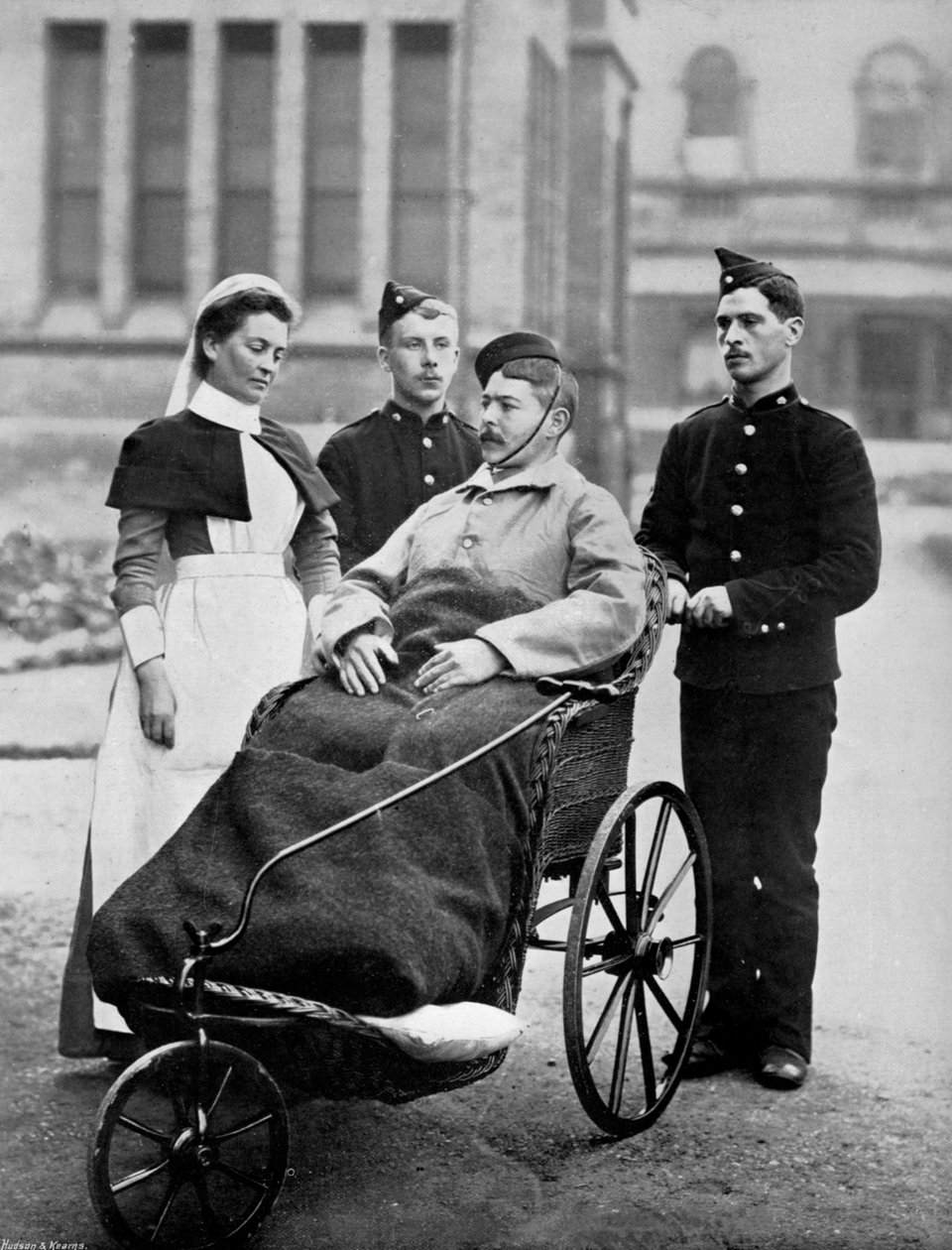 Le convalescent, hôpital Herbert, Woolwich, Londres, 1896 - Gregory and Co