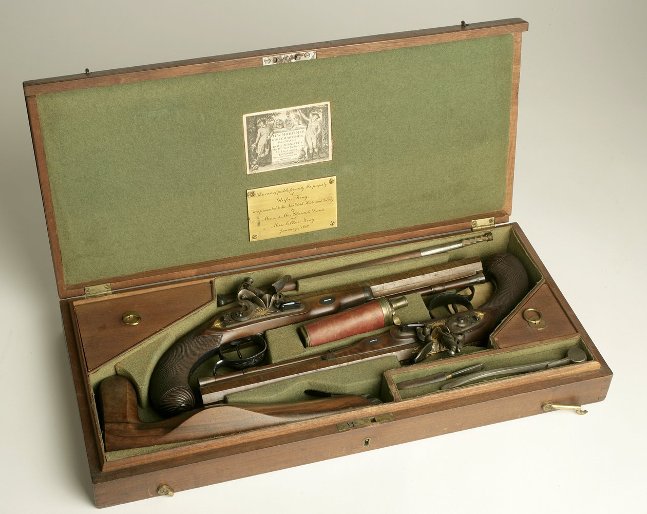 Paire de pistolets à silex de duel avec étui et accessoires, c.1780-1800 - H.W. Mortimer and Sons