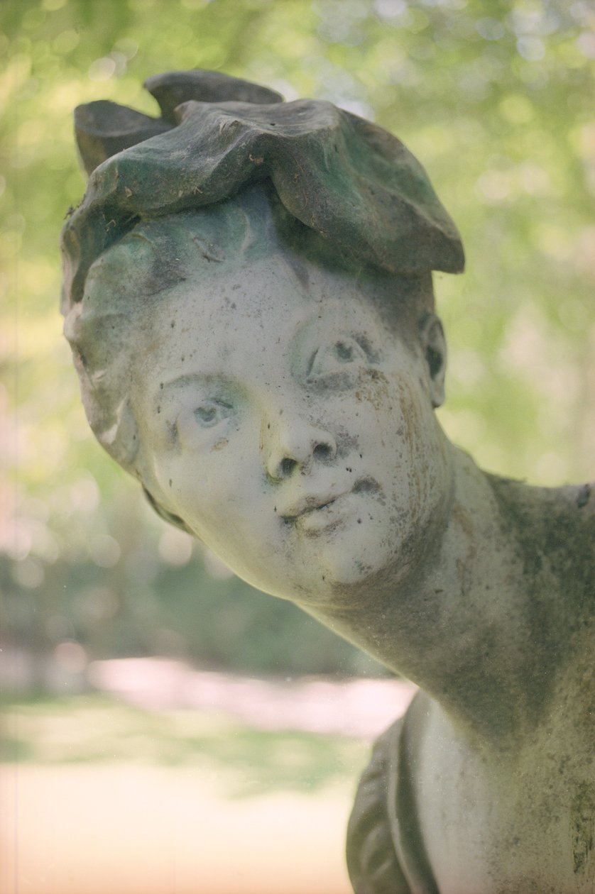 Monument dédié à Jean Antoine Watteau, détail 1896 (1684-1721) - Henri Desire Gauquie