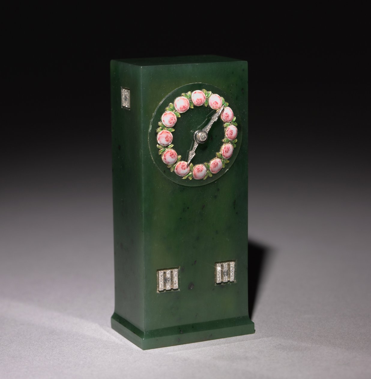 Horloge, firme de Peter Carl Fabergé - Henrik Wigstrom