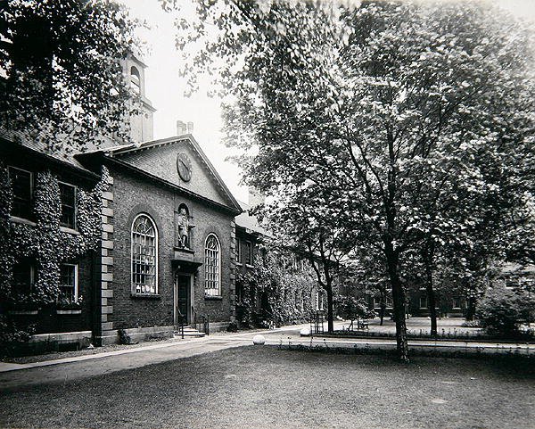 Les maisons de retraite des quincailliers, Kingsland Road, Shoreditch, vers 1910 - Henry Dixon