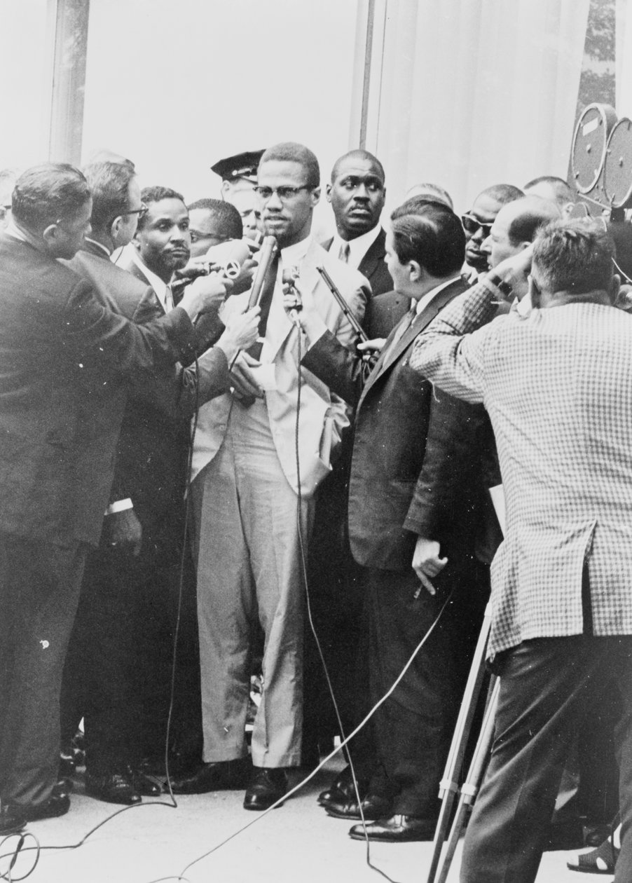 Malcolm X 1964 (photo) - Herman Hiller