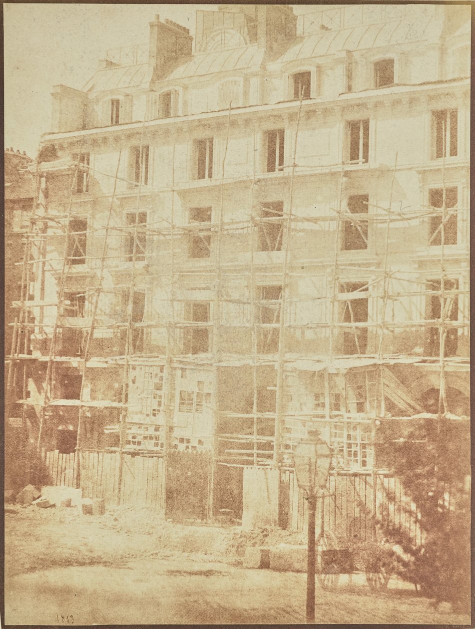 [Construction of the Galerie de la Madeleine, Place de la Madeleine] - Hippolyte Bayard
