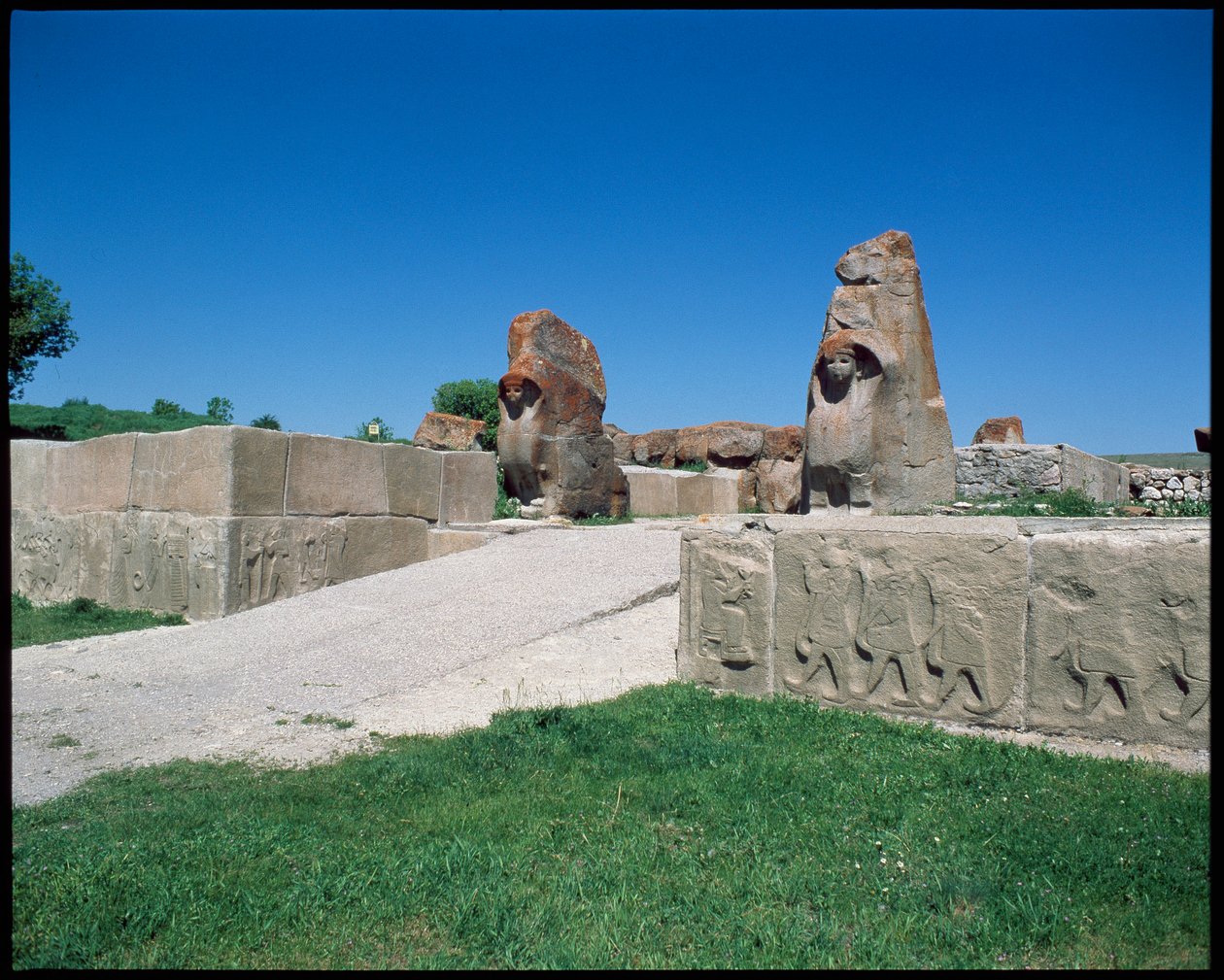 Vue de la Porte du Sphinx - Hittite Hittite