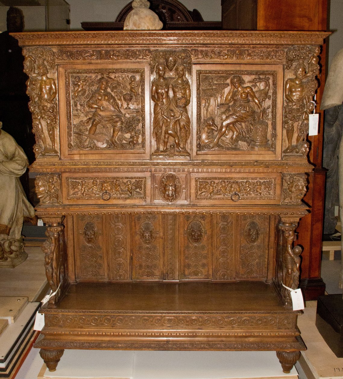 Dressoir, milieu des années 1500 - Hugues Sambin