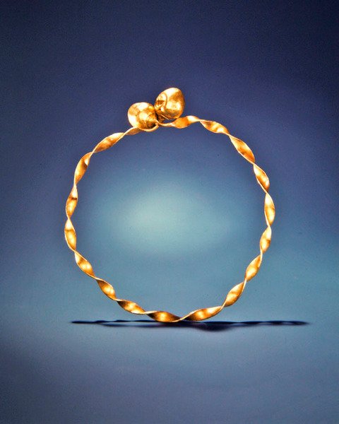 Collier torsadé, Ardnaglug, Comté de Roscommon, Âge du Fer ancien - Iron Age