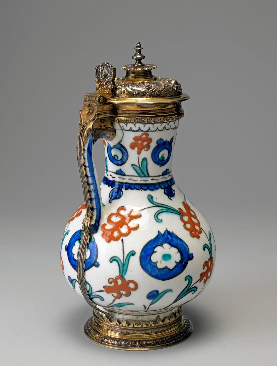 Cruche en fritware, période ottomane (céramique émaillée avec argent doré) - Islamic School