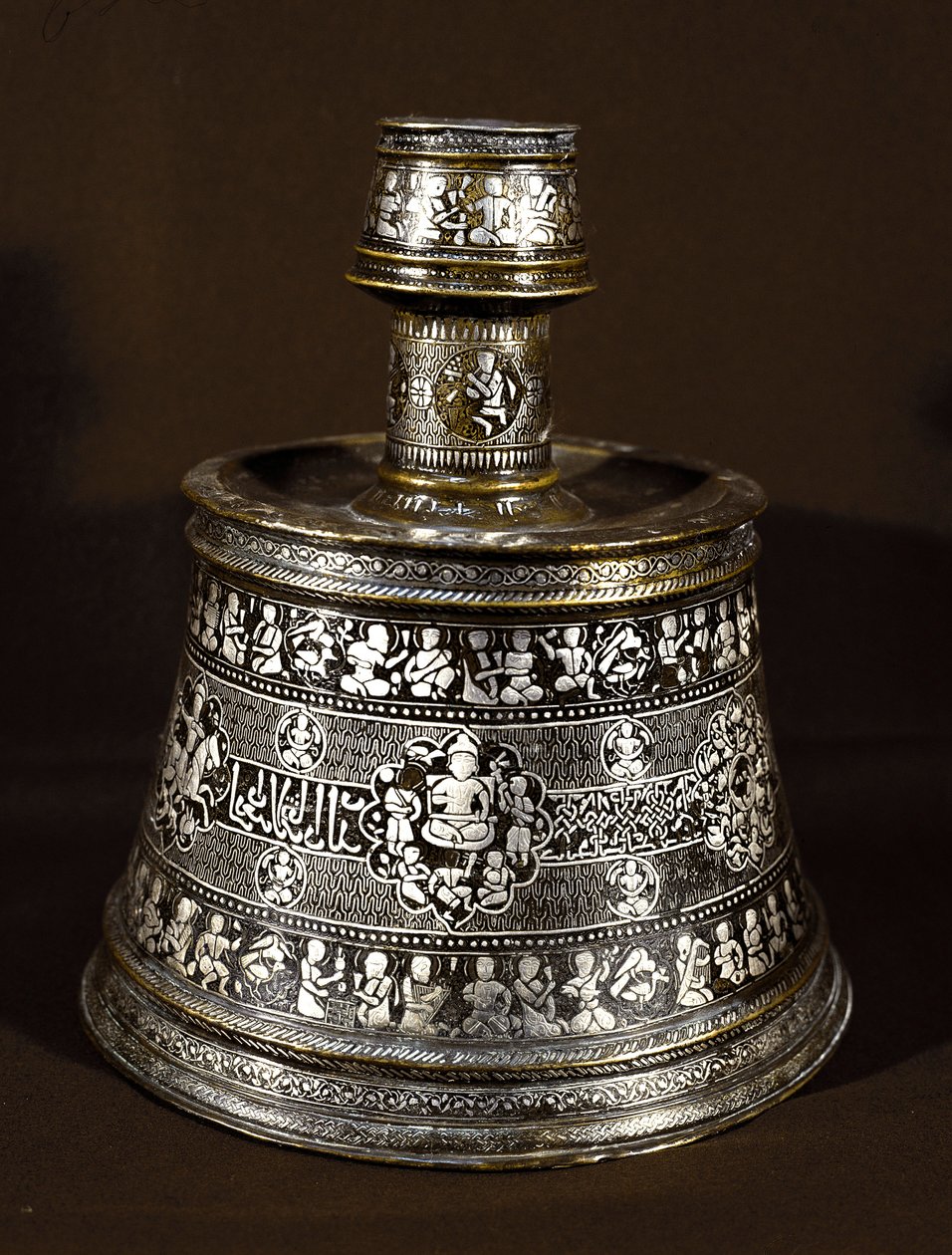 Art islamique : chandelier en argent et cuivre du XIIIe siècle - Islamic School