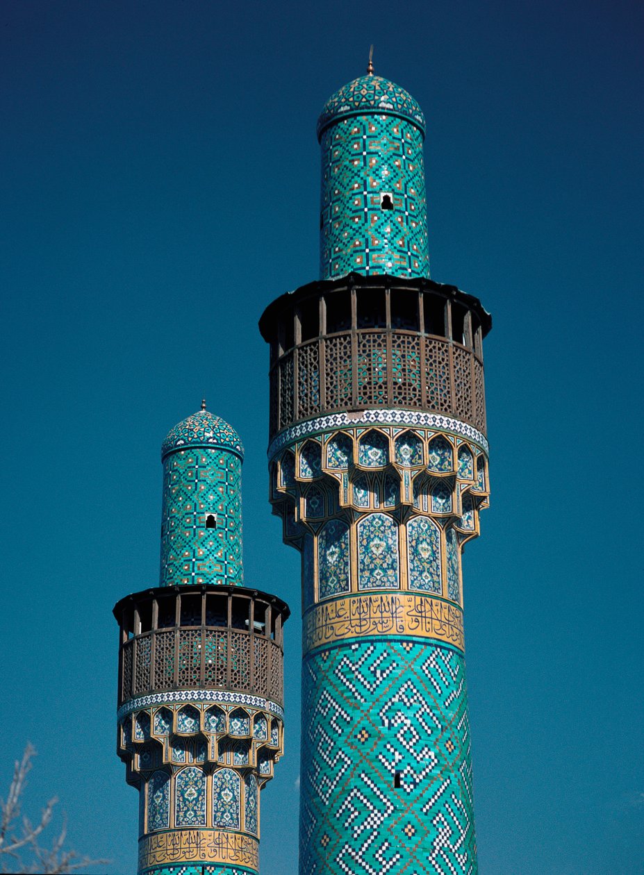 Vue des minarets de la mosquée du Shah (également connue sous le nom de ...