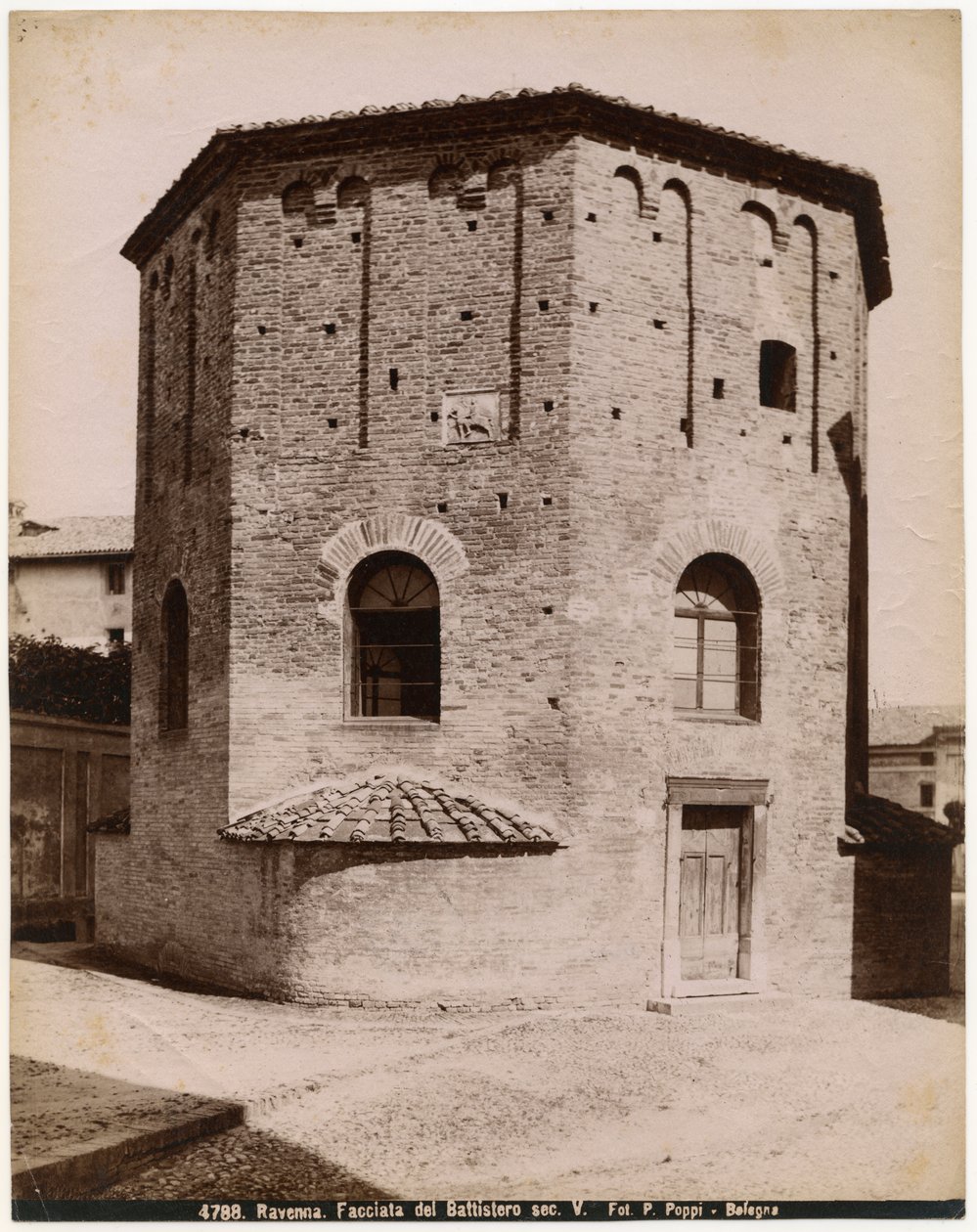 Baptistère de Néon ou Baptistère orthodoxe, Ravenne, Émilie-Romagne, Italie, photographie de Pietro Poppi, Bologne, vers 1900 - Italian Photographer