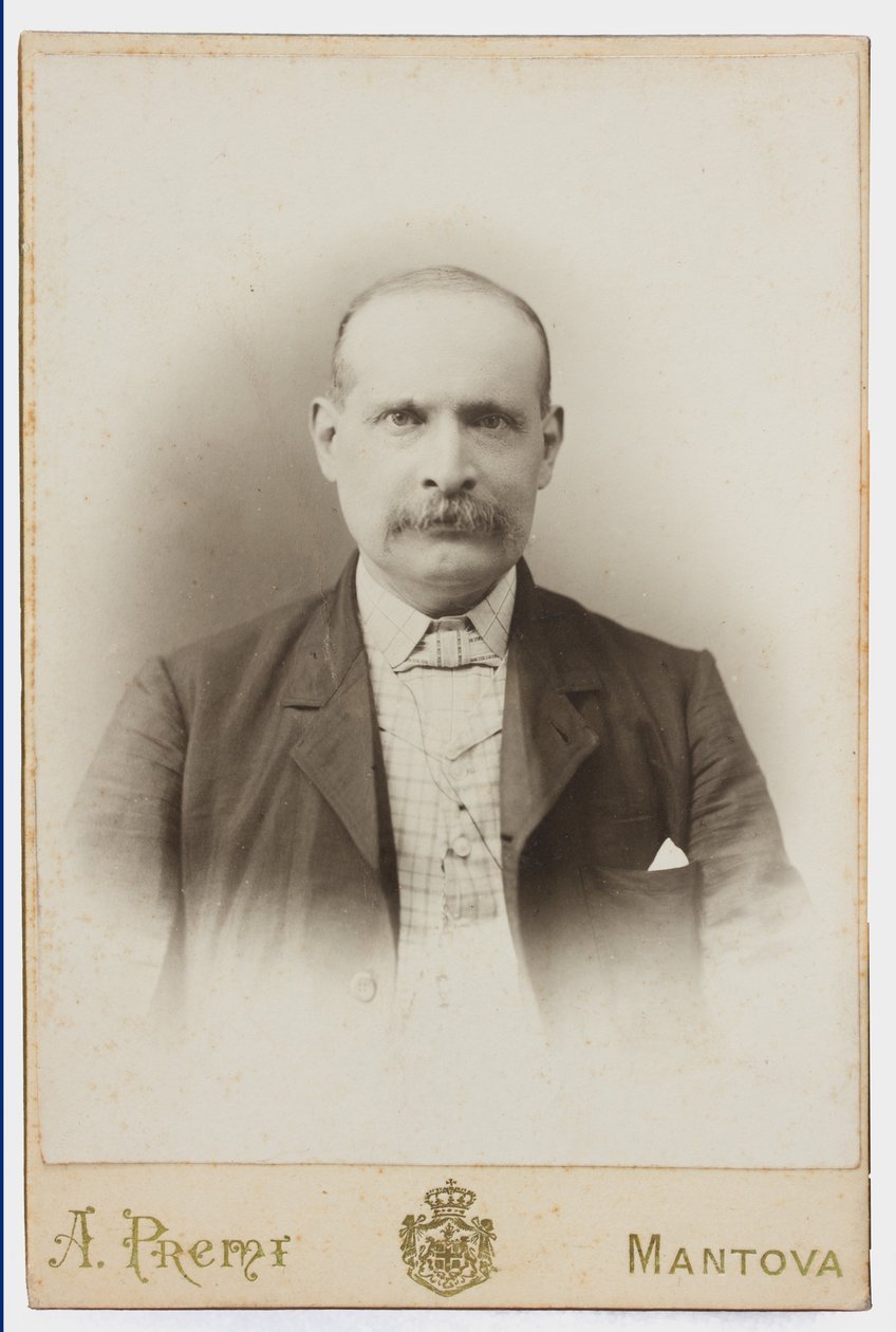 Photo sur une carte postale représentant le peintre Albano Lugli - Italian Photographer