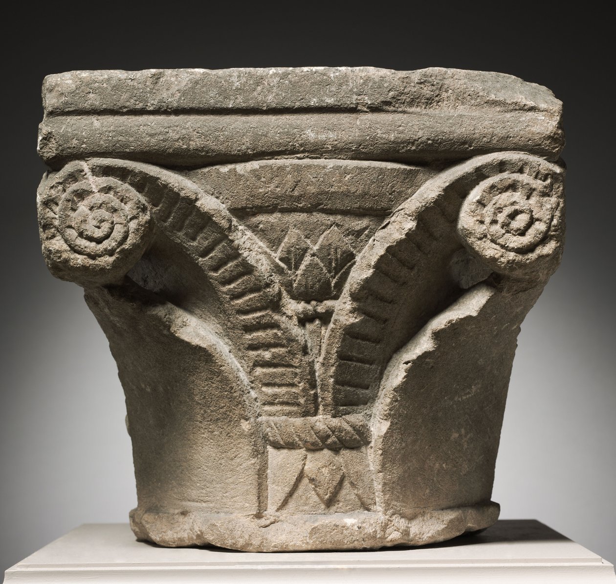 Chapiteau, 700-800 - Italian School