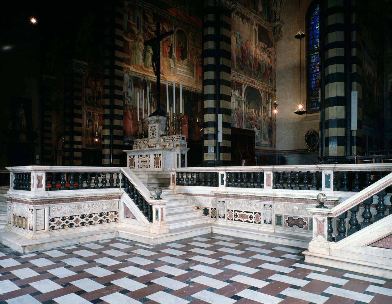 Vue intérieure de la cathédrale Santo Stefano de Prato - Italian School