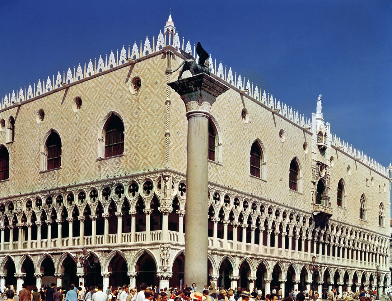 Palazzo Ducale, commencé vers 1340 - Italian School
