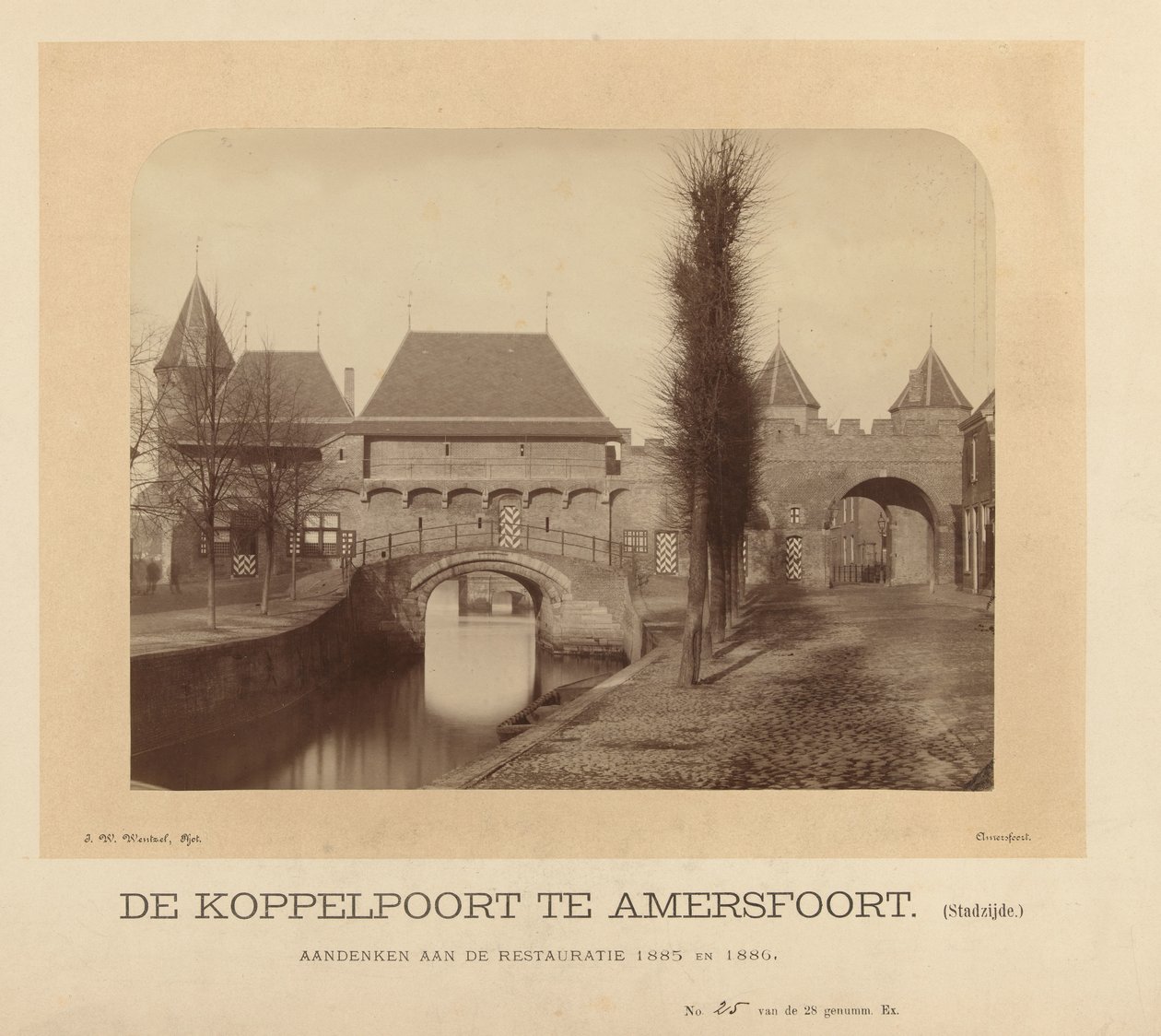 La Koppelpoort à Amersfoort (côté ville) - J.W. Wentzel
