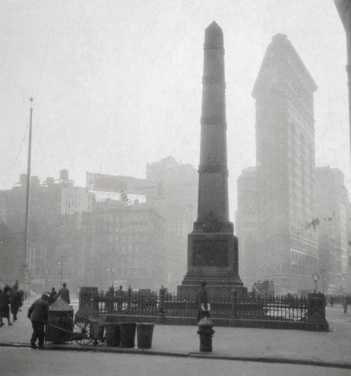Flatiron Building, New York City, USA - J. Dearden Holmes