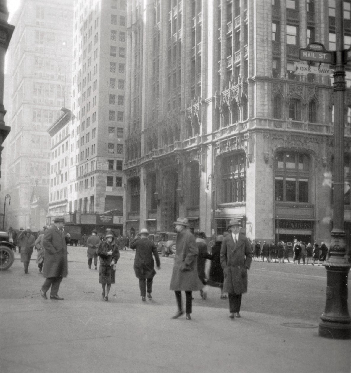 Lower Broadway, New York, États-Unis, 20e siècle - J. Dearden Holmes
