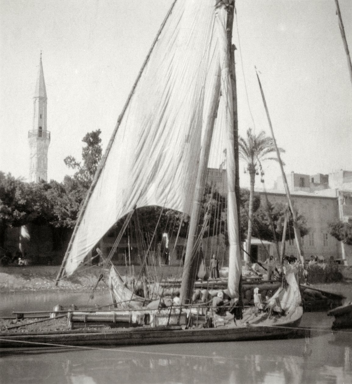 Sur le canal Mahmoudiyah, Alexandrie, Égypte - J. Dearden Holmes
