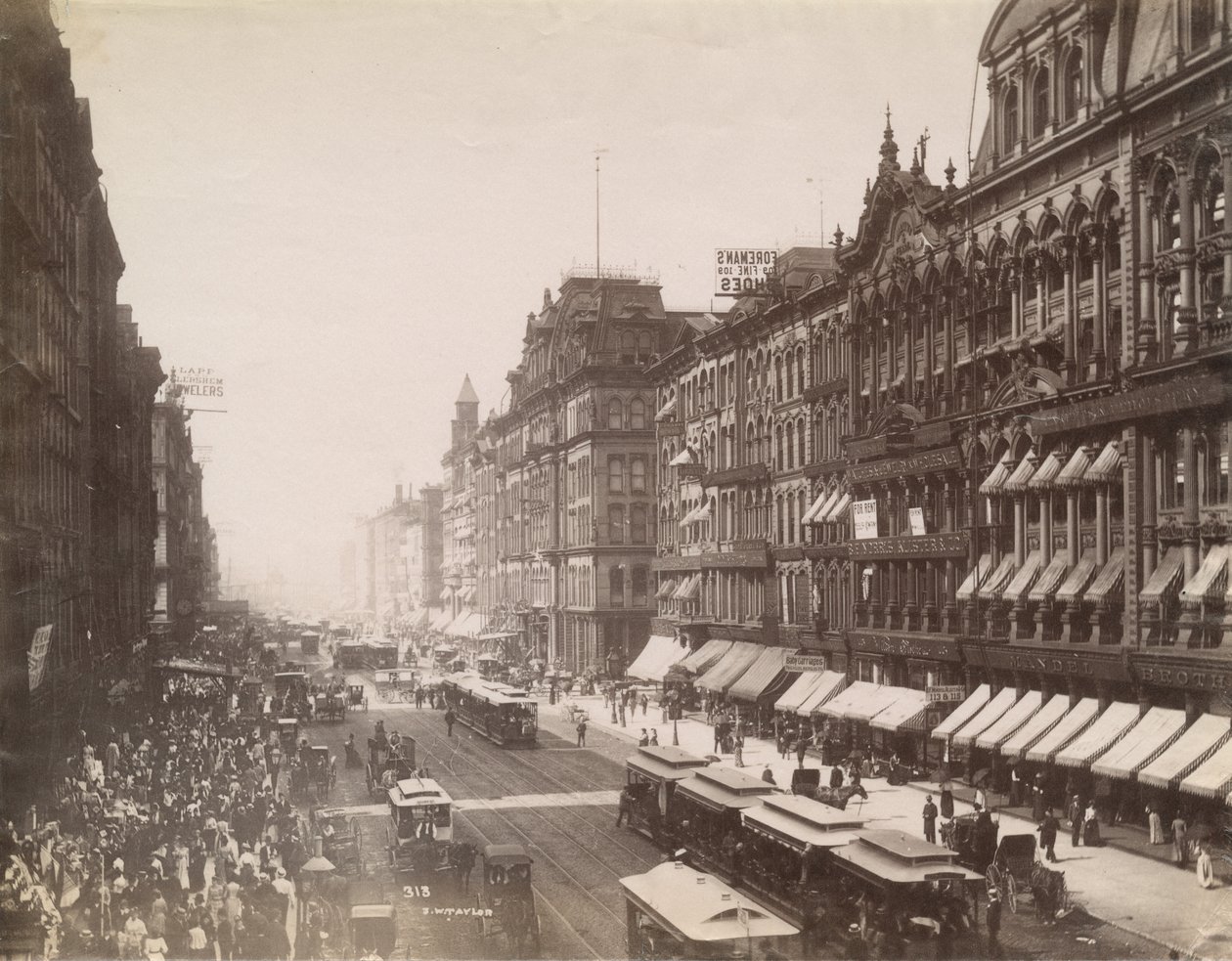 Vue de State Street vers le nord depuis Madison Street, Chicago, 1890 - J. W. Taylor