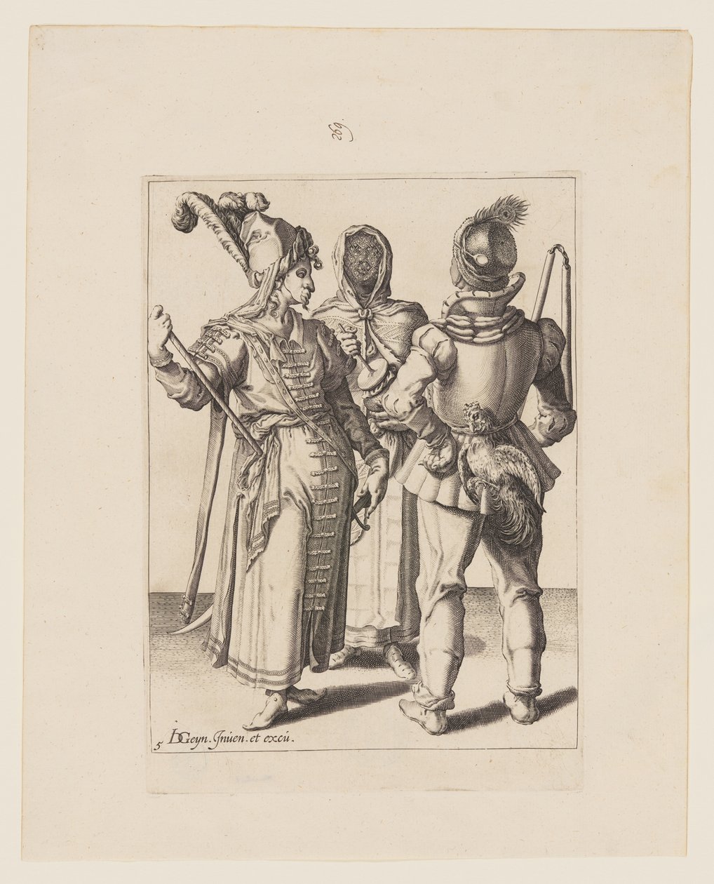Une grande dame en tenue orientale, un homme avec une bite attachée à sa ceinture et une femme voilée jouant du pilon, extrait de The Masquerades (Les mascarades) - Jacques de Gheyn II