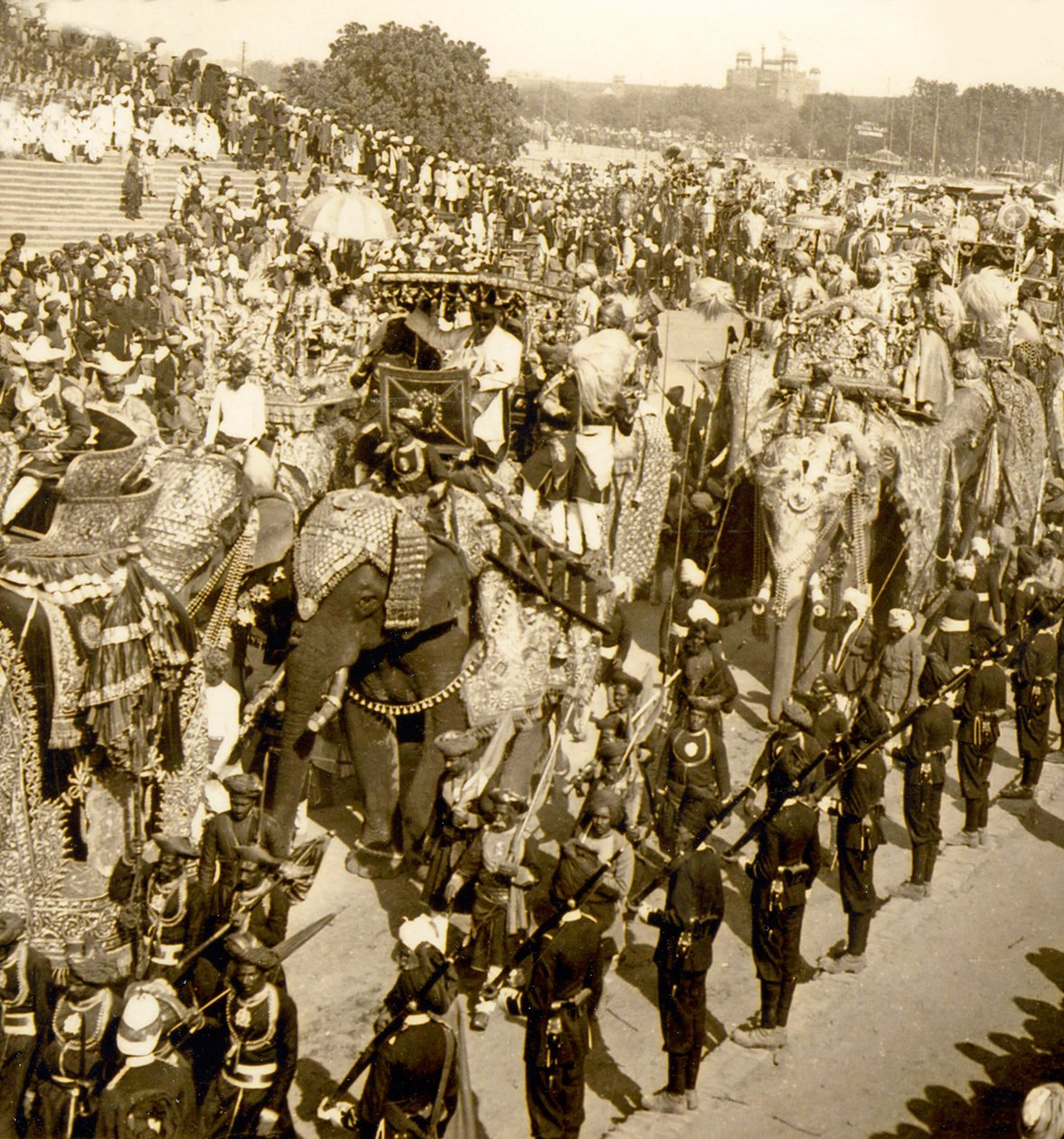 La grande procession du Durbar, Delhi, Inde. 1903 (photo) - James Ricalton