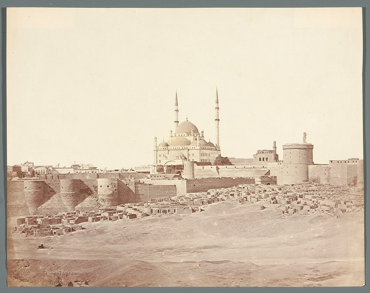 Égypte. Le Caire. Vue générale de la Citadelle avec la mosquée d